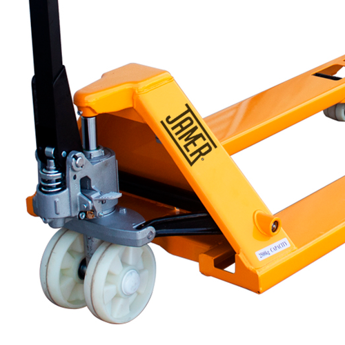 Transpaleta manual 2.500 kg nylon 685 mm - Imagen 3